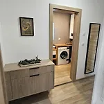 アパート Luxury 2 Flat Free Parking, Pool And Wifi *