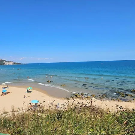 Luxury 2 Flat Free Parking, Pool And Wifi 公寓 *